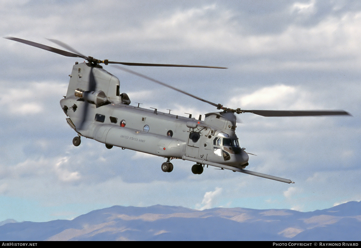 Aircraft Photo of 88-0267 / 80267 | Boeing YMH-47E Chinook (414) | USA - Army | AirHistory.net #417507