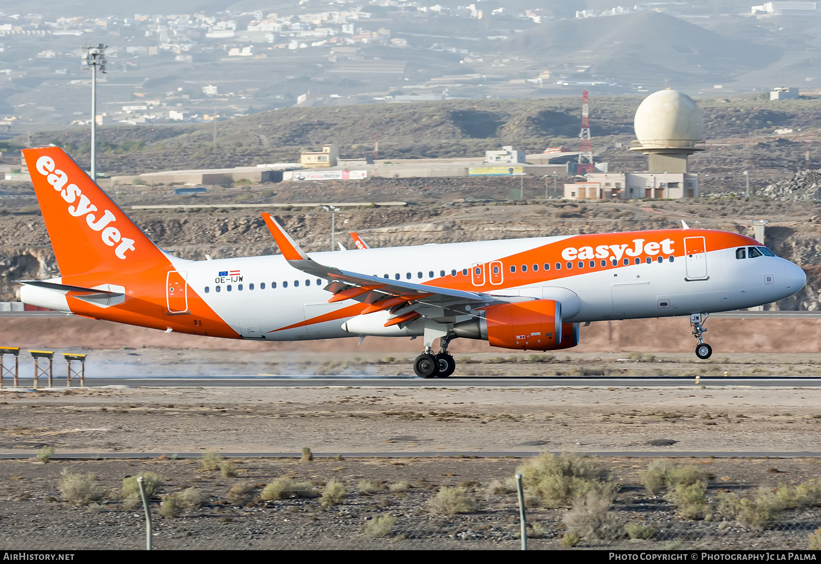 Aircraft Photo of OE-IJW | Airbus A320-214 | EasyJet | AirHistory.net #417594