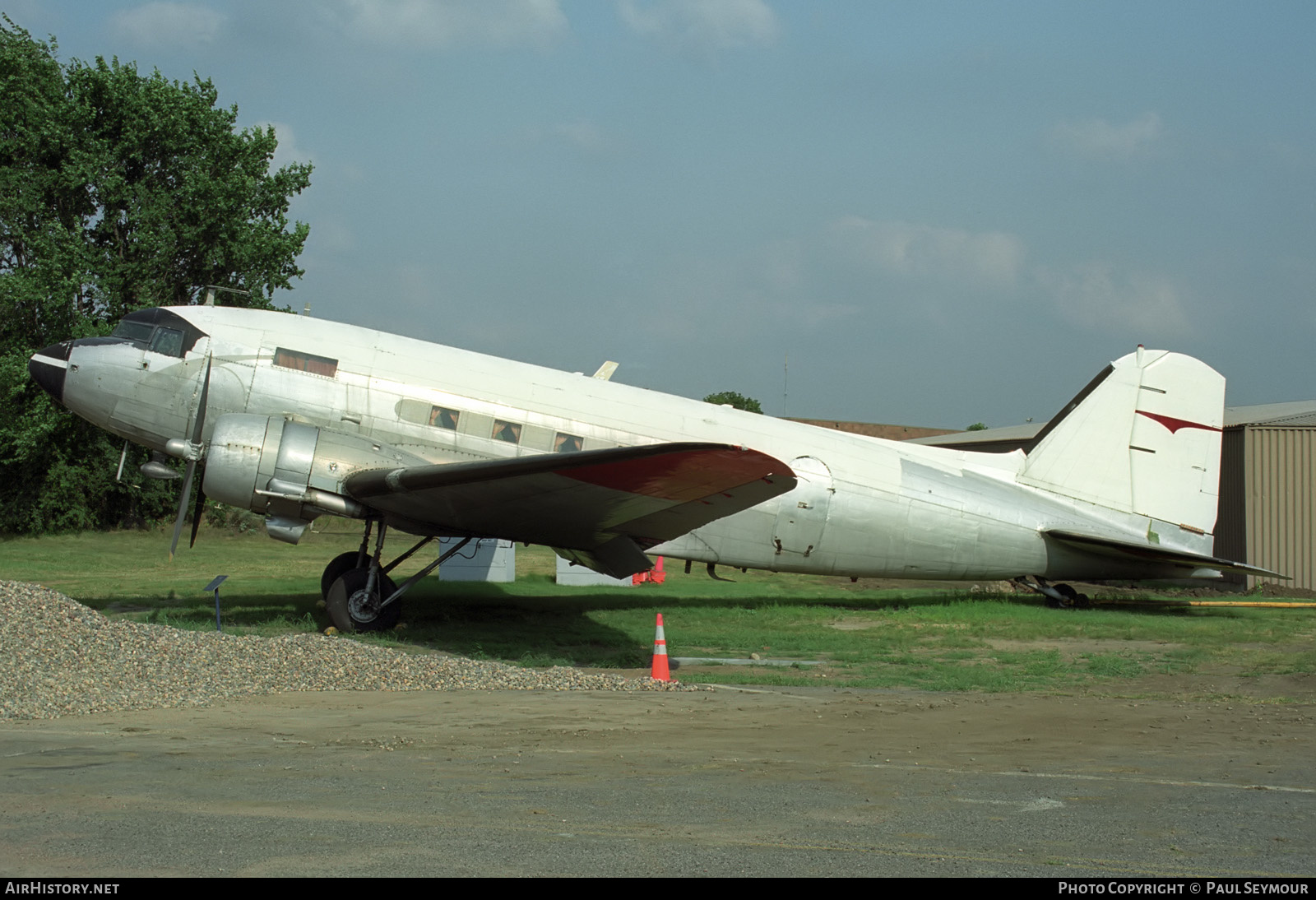 Aircraft Photo of 43-49322 | Douglas C-47J Skytrain | USA - Air Force | AirHistory.net #417637