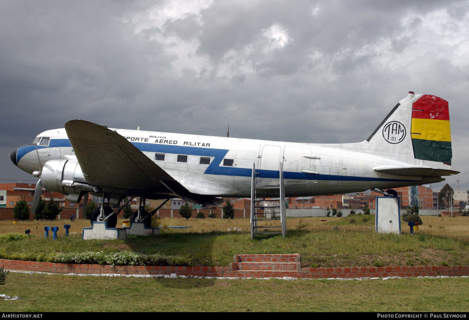 Aircraft Photo of TAM 01 | Douglas C-47D Skytrain | Bolivia - Air Force | AirHistory.net #417639