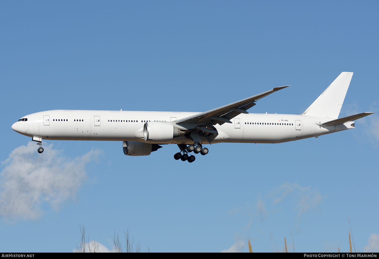 Aircraft Photo of OE-IWO | Boeing 777-367/ER | AirHistory.net #417654