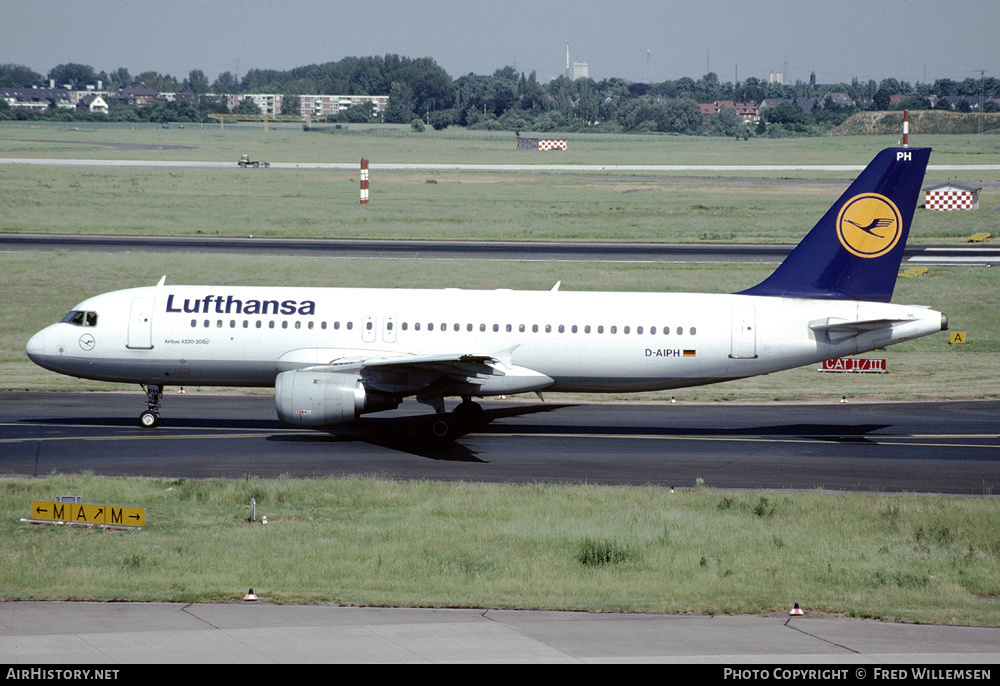Aircraft Photo of D-AIPH | Airbus A320-211 | Lufthansa | AirHistory.net #417673