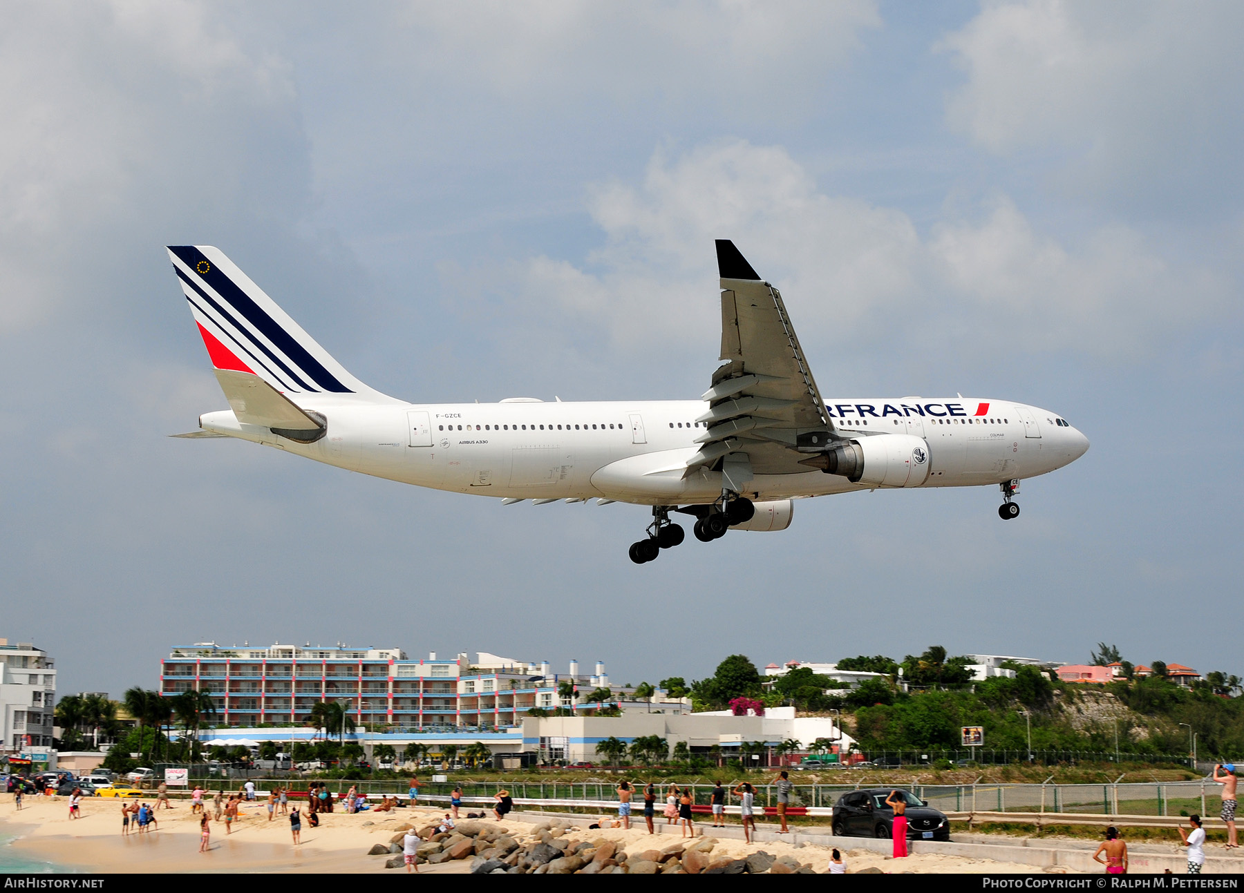 Aircraft Photo of F-GZCE | Airbus A330-203 | Air France | AirHistory.net #417730