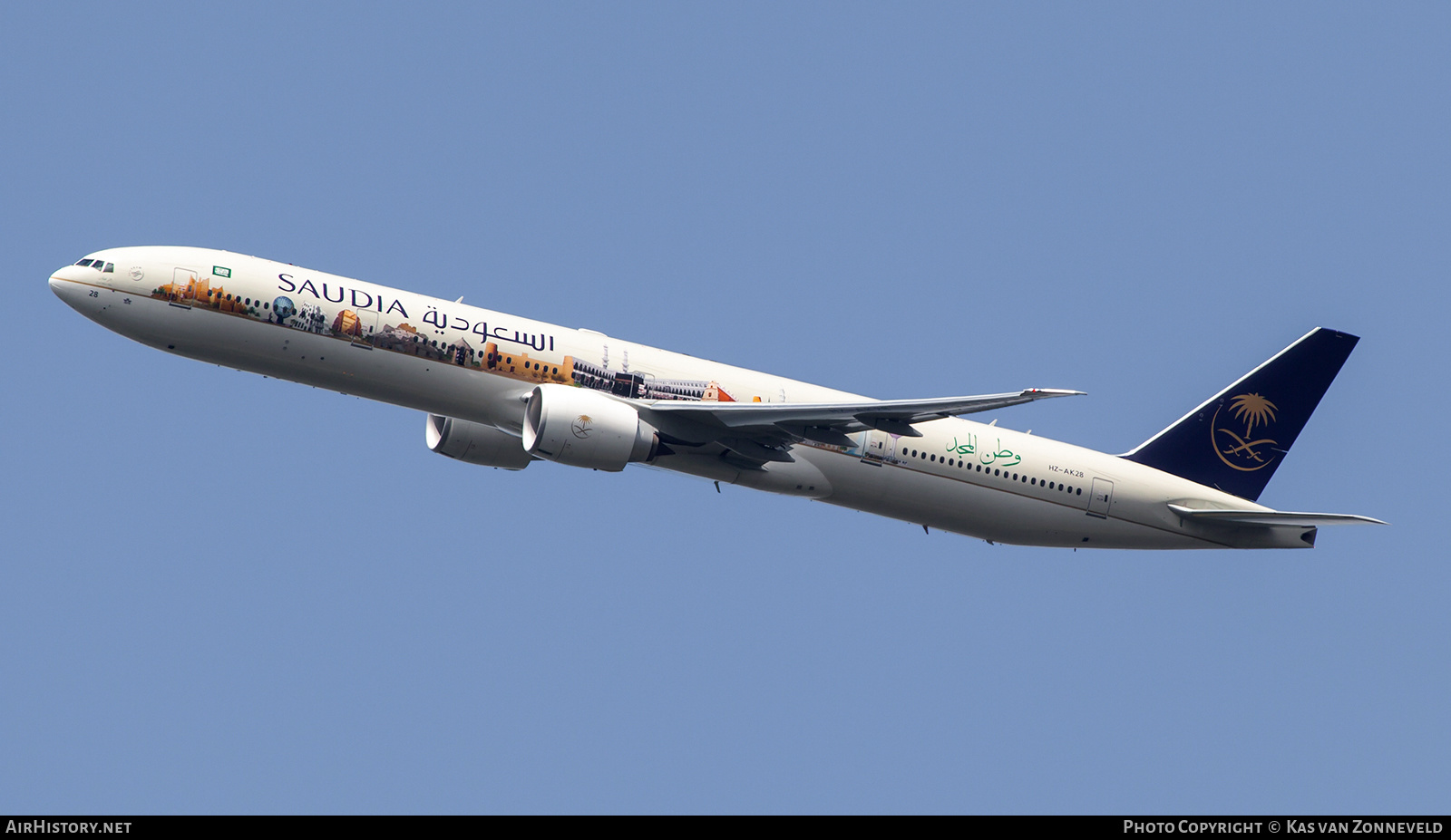 Aircraft Photo of HZ-AK28 | Boeing 777-368/ER | Saudia - Saudi Arabian Airlines | AirHistory.net #417825
