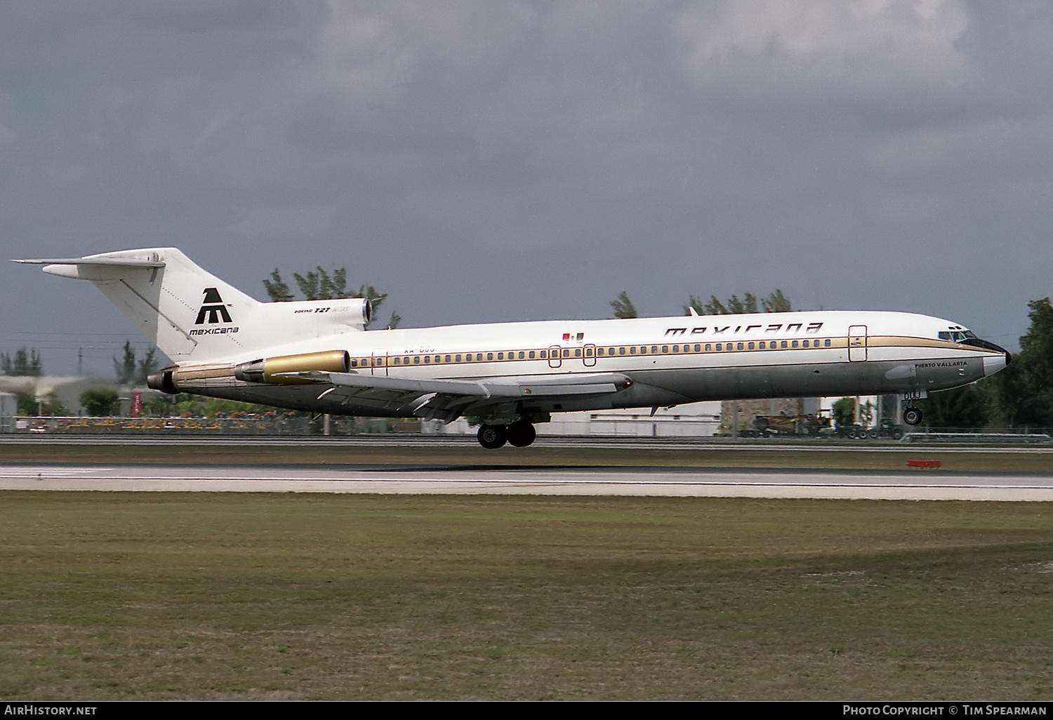 Aircraft Photo of XA-DUJ | Boeing 727-264/Adv | Mexicana | AirHistory.net #417866