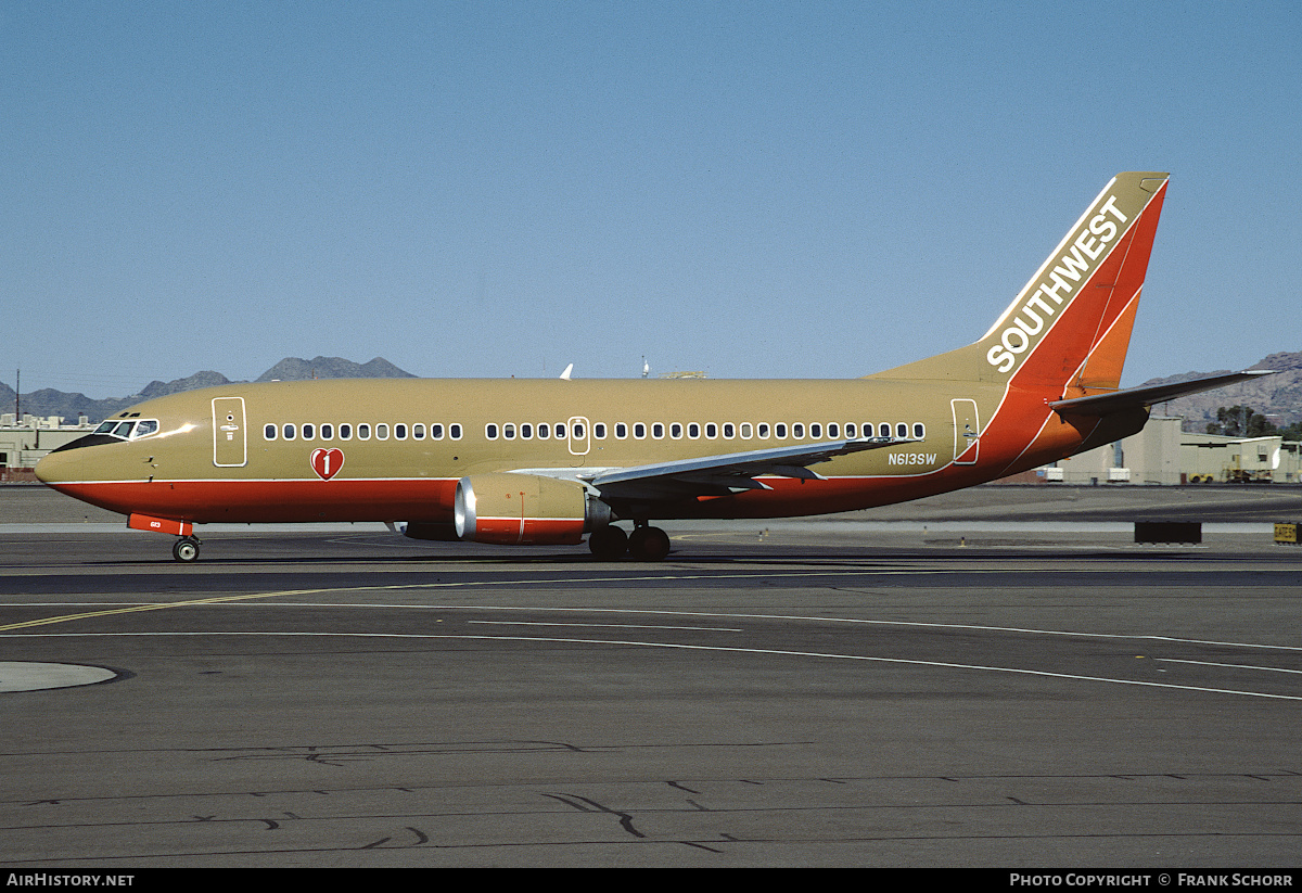 Aircraft Photo of N613SW | Boeing 737-3H4 | Southwest Airlines | AirHistory.net #417868