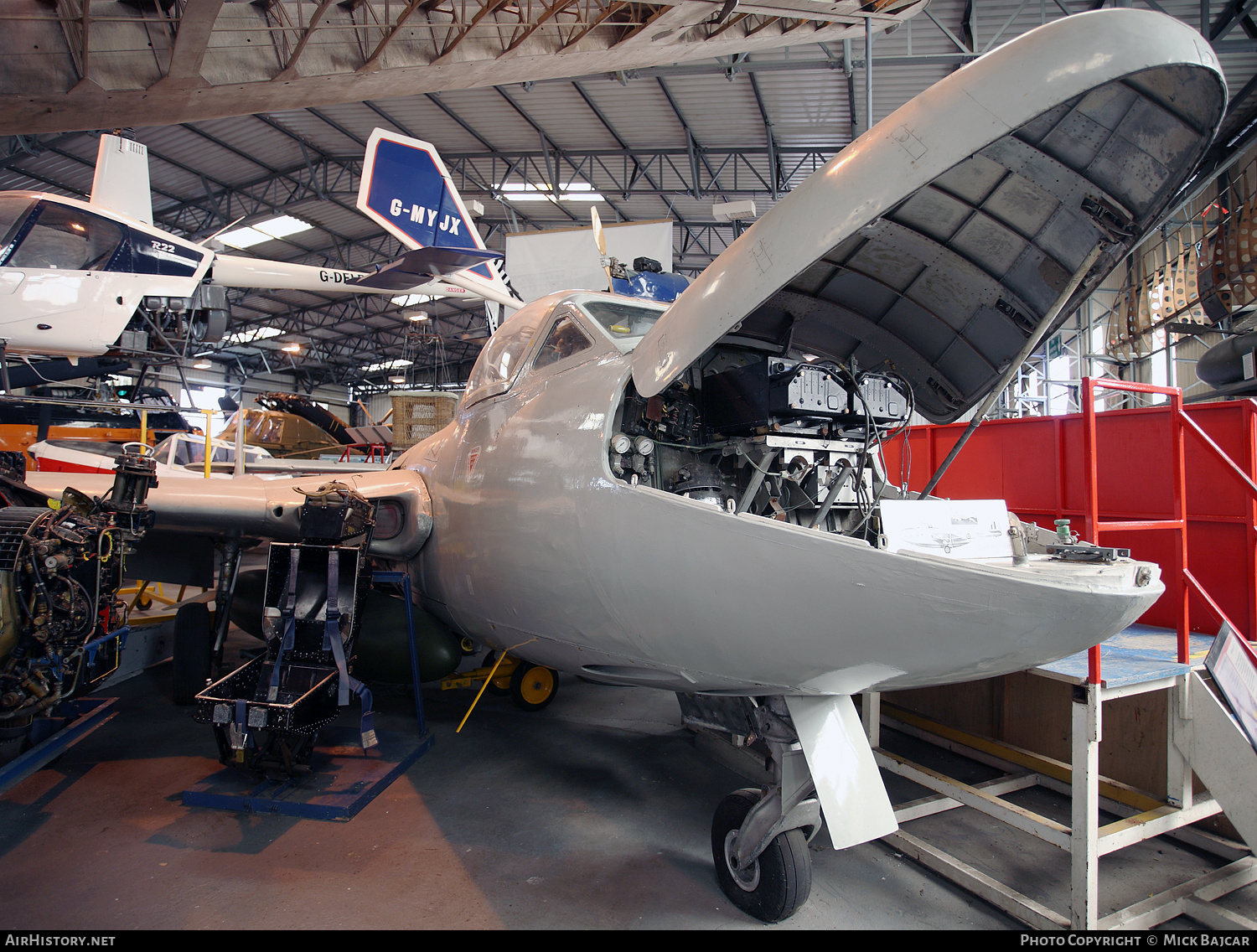 Aircraft Photo of XE935 | De Havilland D.H. 115 Vampire T11 | UK - Air Force | AirHistory.net #417936