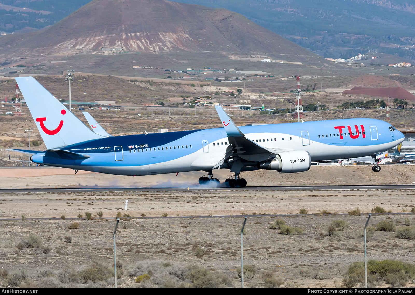 Aircraft Photo of G-OBYG | Boeing 767-304/ER | TUI | AirHistory.net #417961