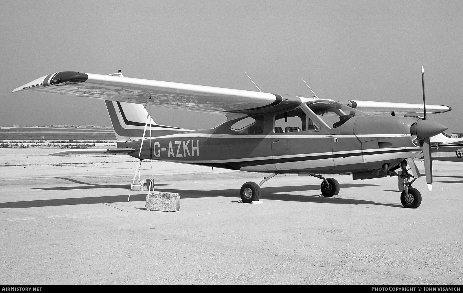 Aircraft Photo of G-AZKH | Reims F177RG Cardinal RG | AirHistory.net #417971