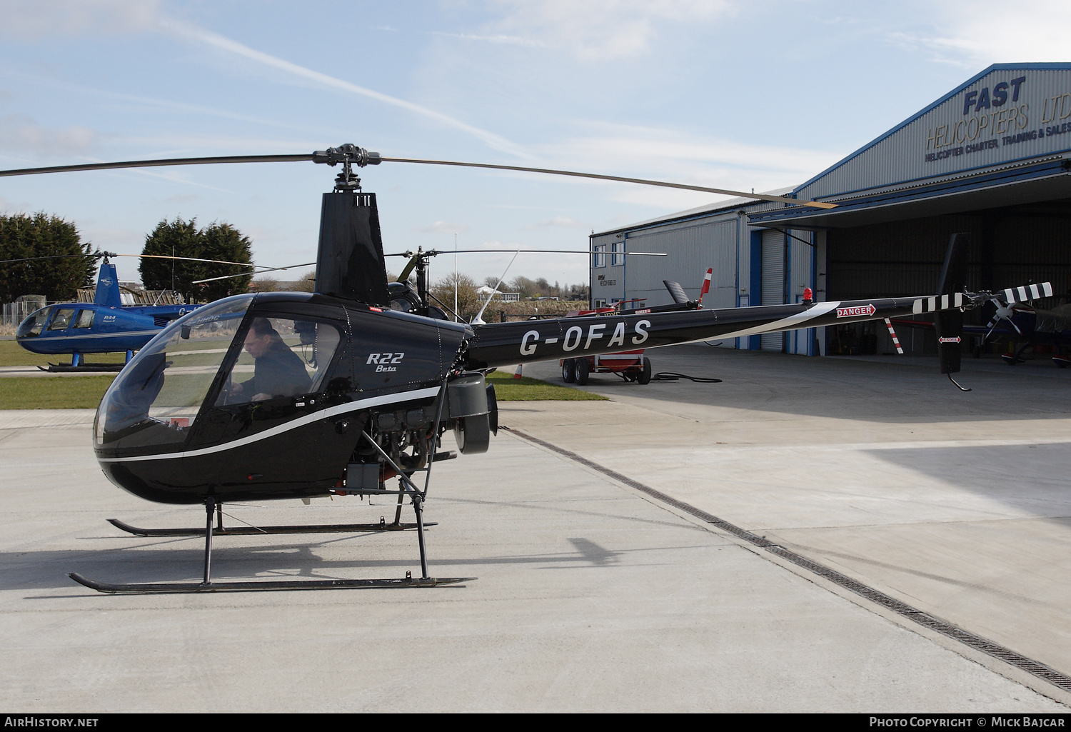 Aircraft Photo of G-OFAS | Robinson R-22 Beta | AirHistory.net #418064