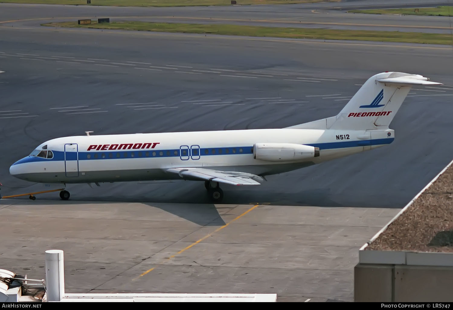 Aircraft Photo of N512 | Fokker F28-4000 Fellowship | Piedmont Airlines | AirHistory.net #418078