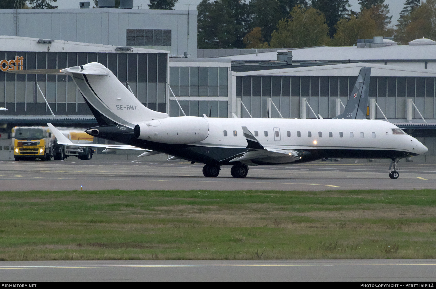 Aircraft Photo of SE-RMT | Bombardier Global 6000 (BD-700-1A10) | AirHistory.net #418147