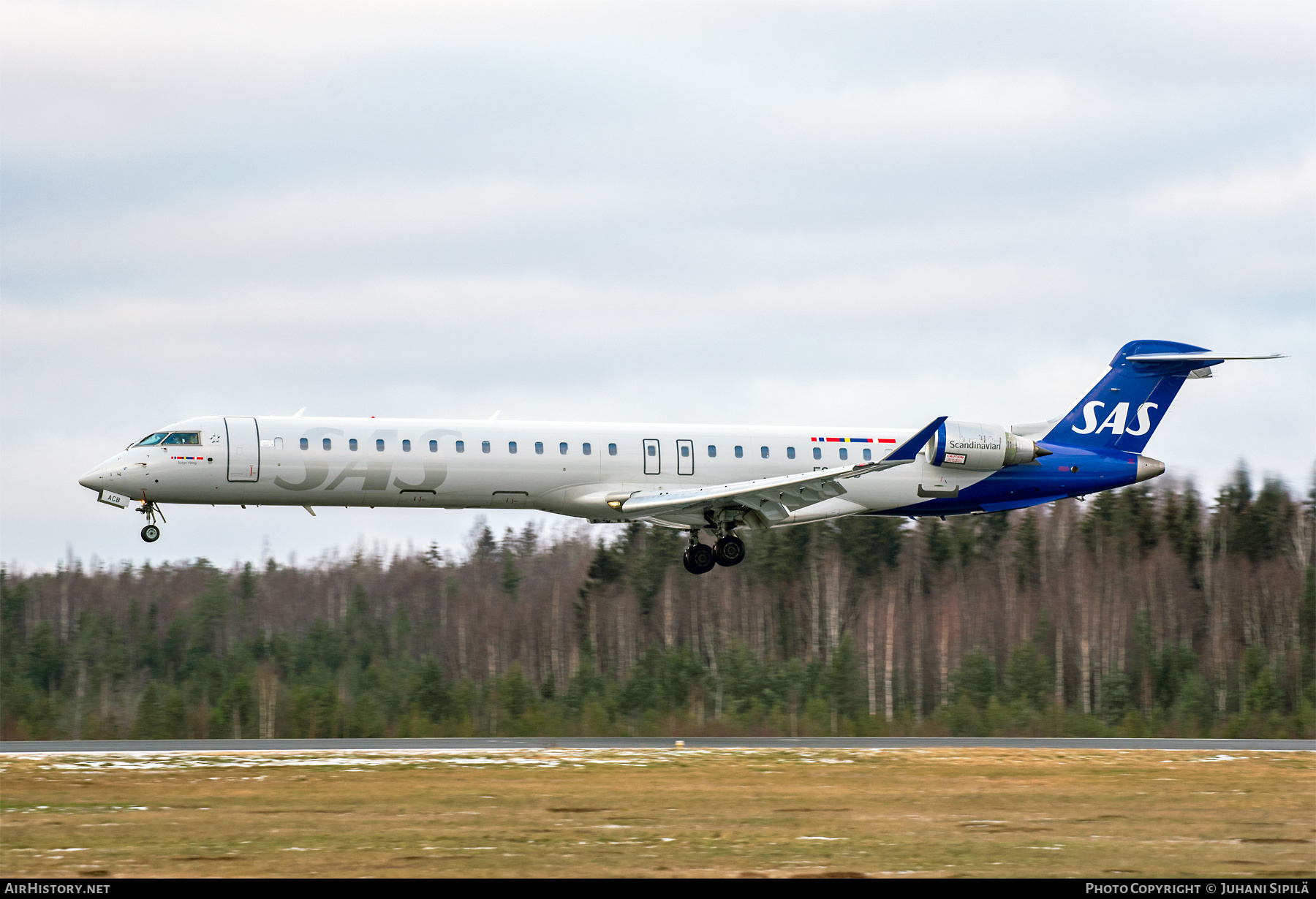 Aircraft Photo of ES-ACB | Bombardier CRJ-900ER (CL-600-2D24) | Scandinavian Airlines - SAS | AirHistory.net #418212