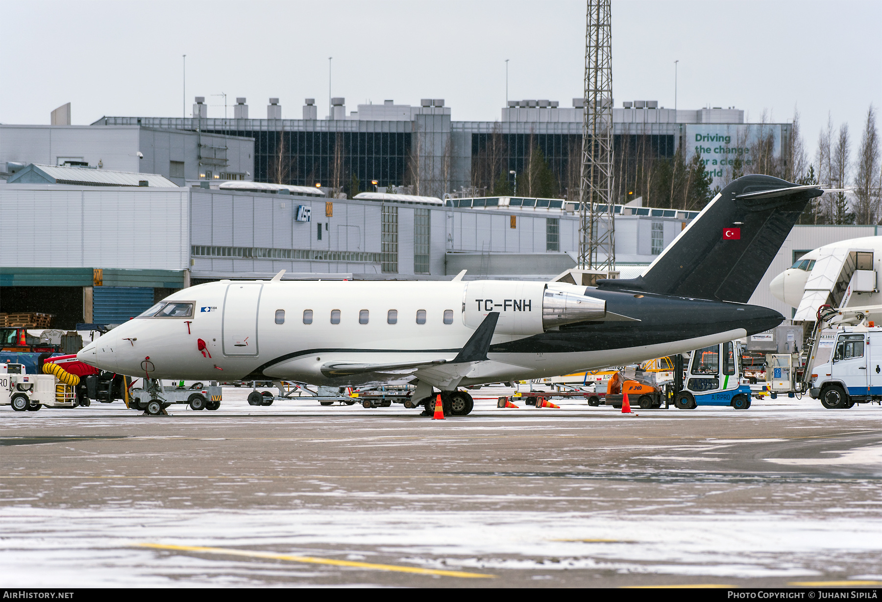 Aircraft Photo of TC-FNH | Bombardier Challenger 650 (CL-600-2B16) | Fiba Air | AirHistory.net #418213