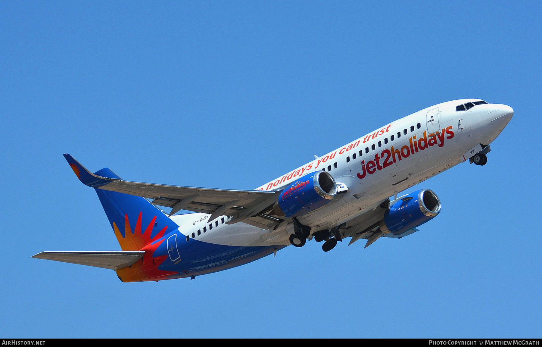 Aircraft Photo of G-GDFN | Boeing 737-33V | Jet2 Holidays | AirHistory.net #418239