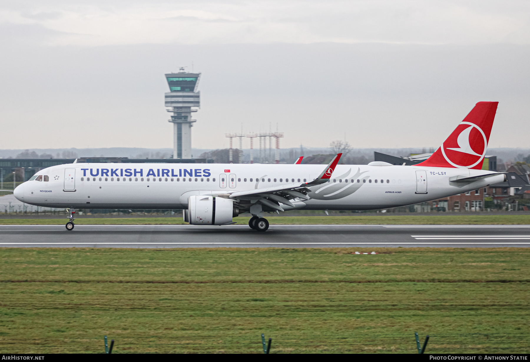 Aircraft Photo of TC-LSY | Airbus A321-271NX | Turkish Airlines | AirHistory.net #418254