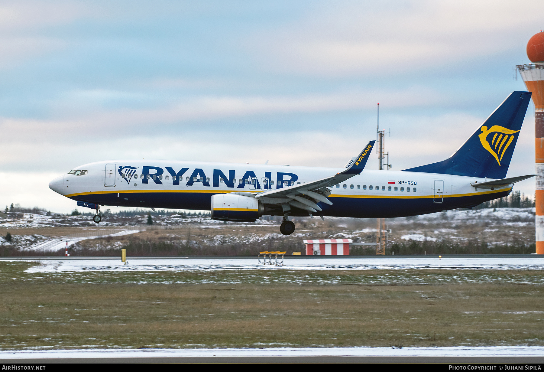 Aircraft Photo of SP-RSQ | Boeing 737-800 | Ryanair | AirHistory.net #418260