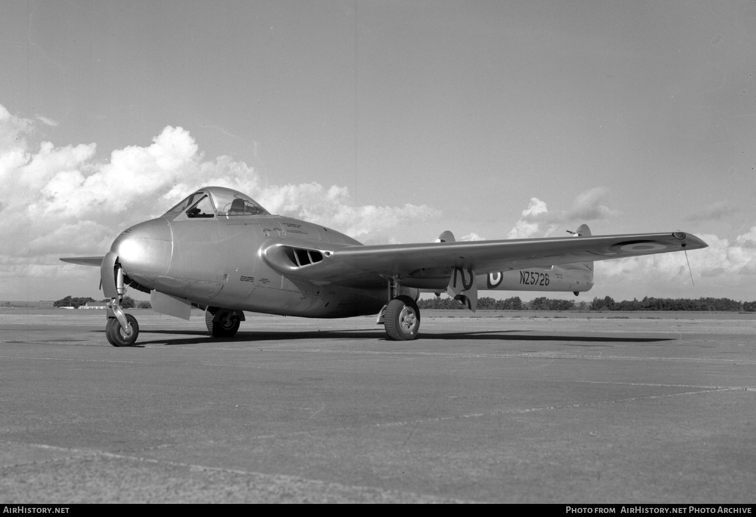 Aircraft Photo of NZ5726 | De Havilland D.H. 100 Vampire FB52 | New Zealand - Air Force | AirHistory.net #418279