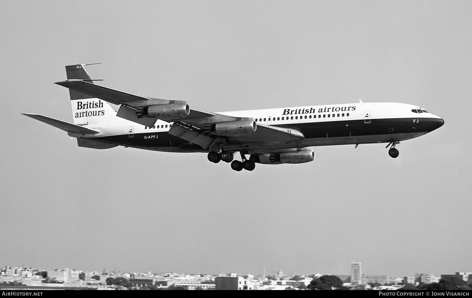Aircraft Photo of G-APFJ | Boeing 707-436 | British Airtours | AirHistory.net #418299