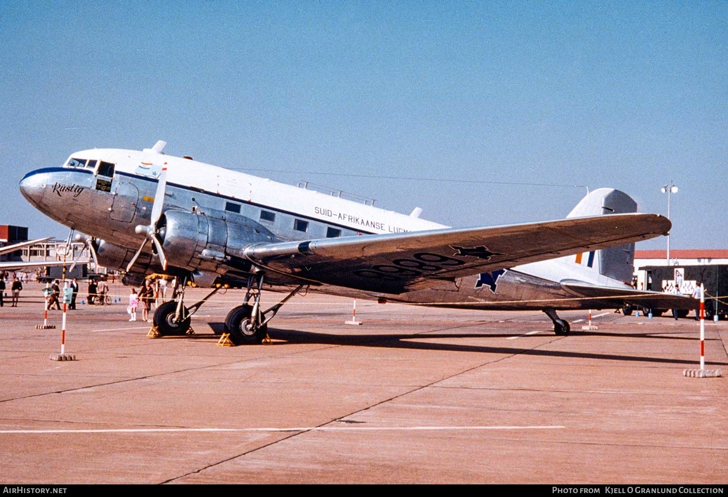 Aircraft Photo of 6868 | Douglas C-47B Dakota Mk.4 | South Africa - Air Force | AirHistory.net #418312