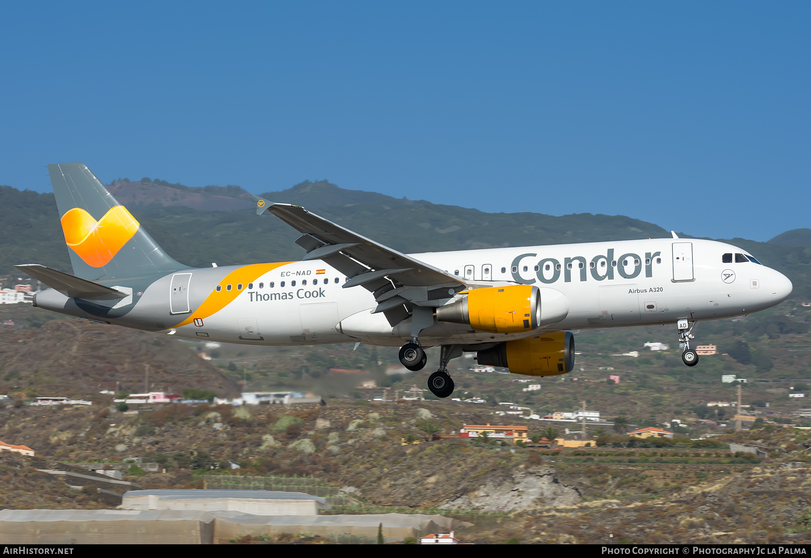 Aircraft Photo of EC-NAD | Airbus A320-212 | Condor Flugdienst | AirHistory.net #418313