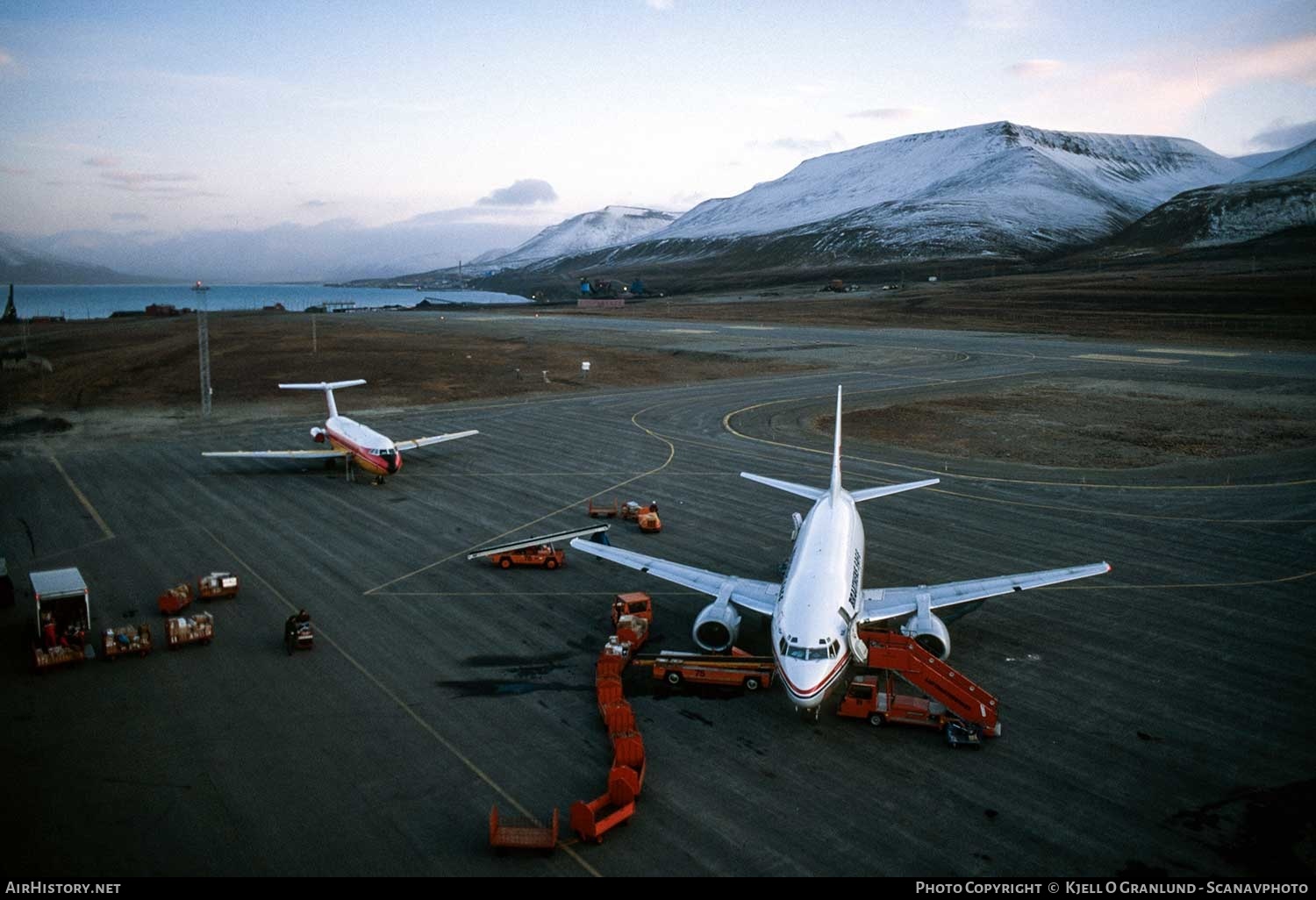 Airport photo of Svalbard / Longyear (ENSB / LYR) in Svalbard | AirHistory.net #418480