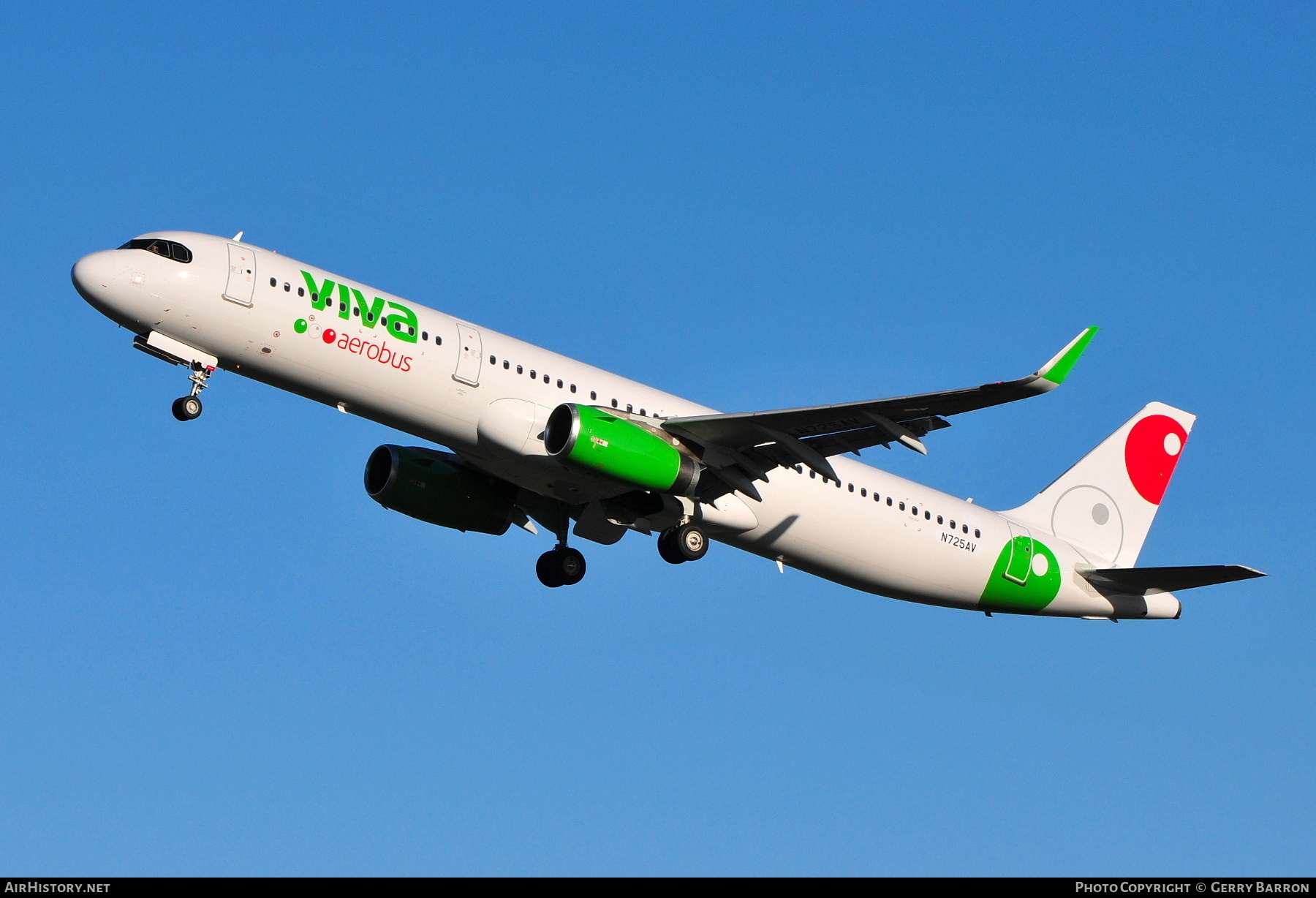 Aircraft Photo of N725AV | Airbus A321-231 | Viva Aerobús | AirHistory.net #418503