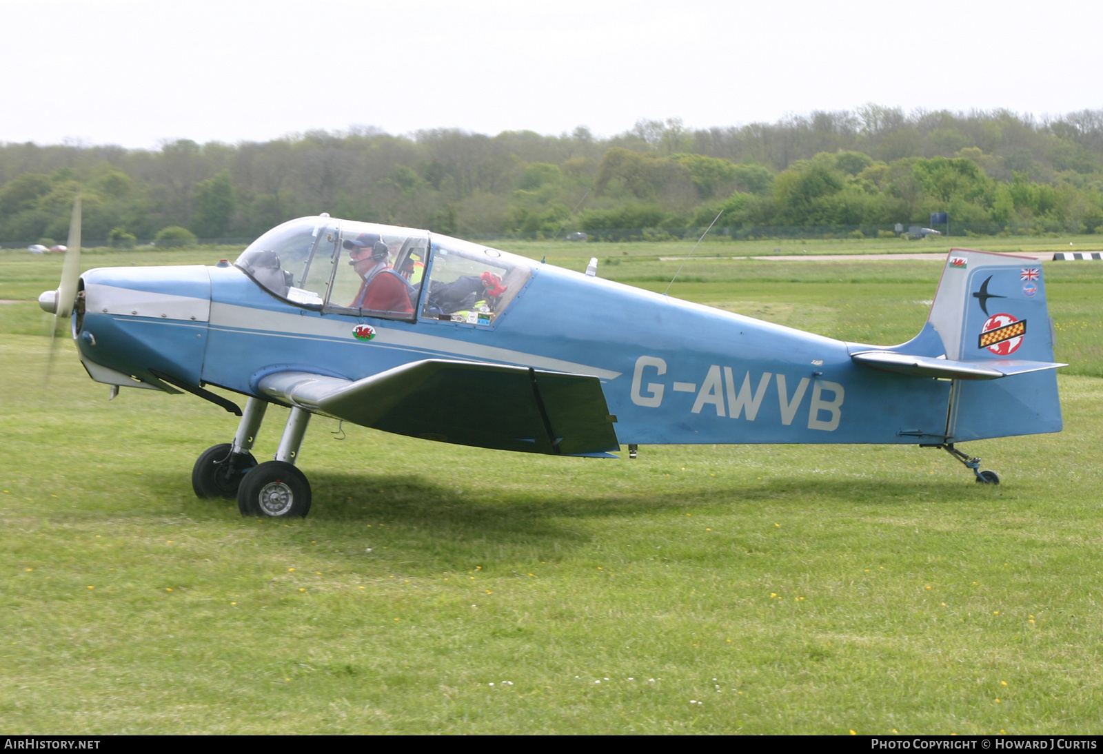 Aircraft Photo of G-AWVB | SAN Jodel D-117 | AirHistory.net #418554