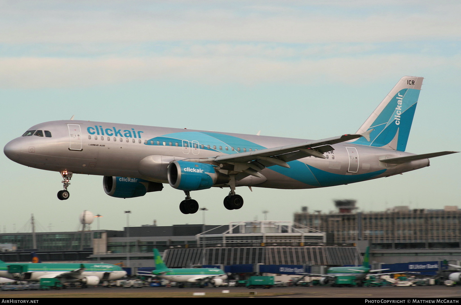 Aircraft Photo of EC-ICR | Airbus A320-211 | Clickair | AirHistory.net #418650