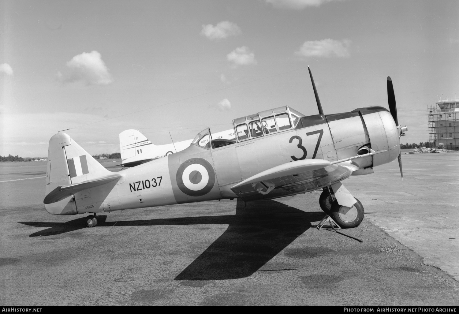 Aircraft Photo of NZ1037 | North American AT-6C Harvard IIA | New Zealand - Air Force | AirHistory.net #418673