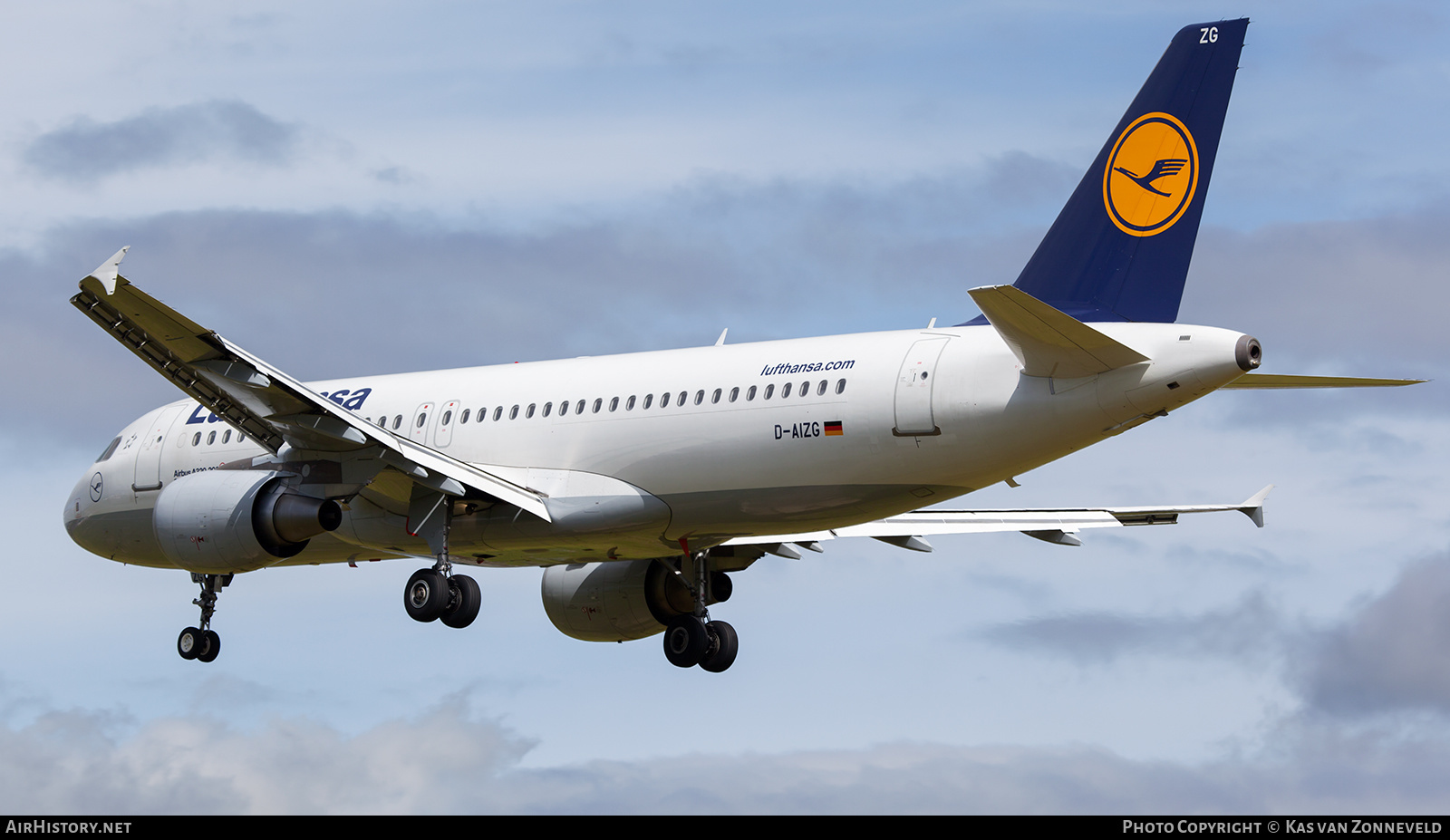 Aircraft Photo of D-AIZG | Airbus A320-214 | Lufthansa | AirHistory.net #418700