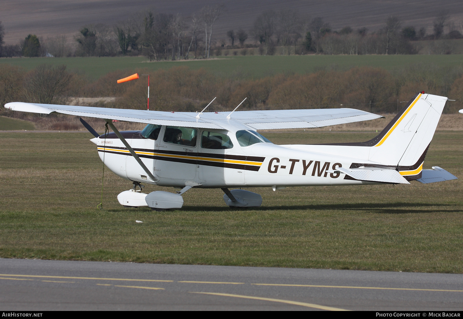 Aircraft Photo of G-TYMS | Cessna 172P Skyhawk | AirHistory.net #418802