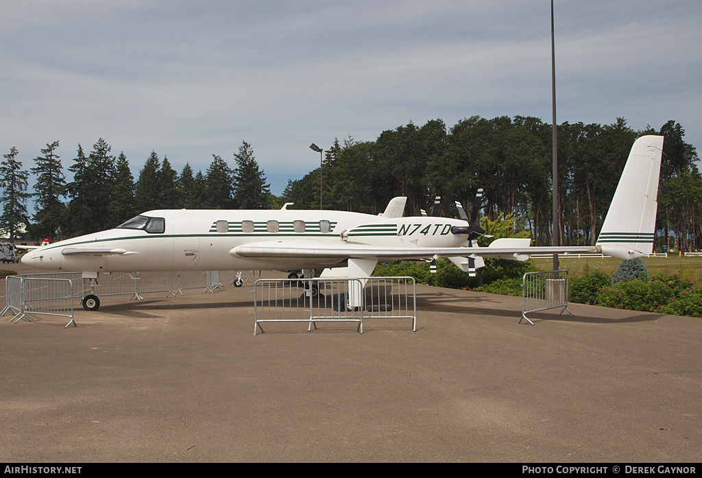 Aircraft Photo of N74TD | Beech 2000 Starship 1 | AirHistory.net #418804