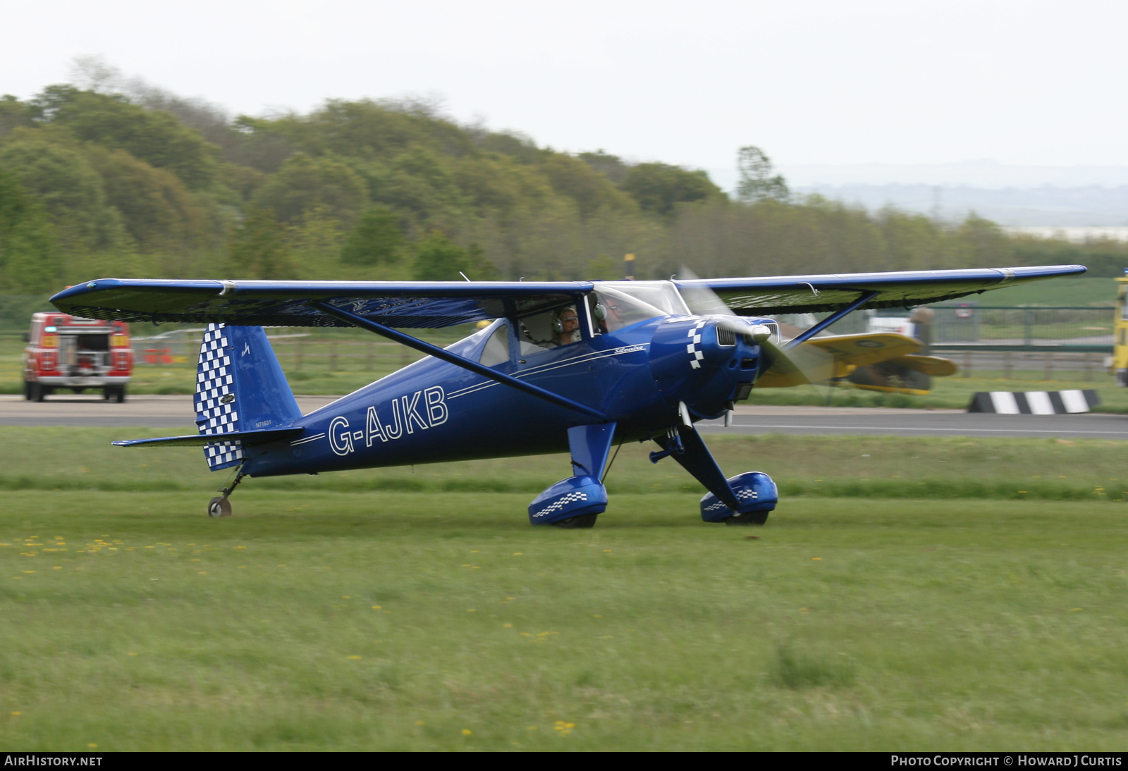 Aircraft Photo of G-AJKB | Luscombe 8E Silvaire Deluxe | AirHistory.net #418831