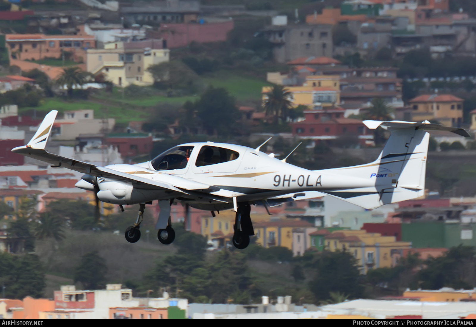 Aircraft Photo of 9H-OLA | Diamond DA42 Twin Star | PontAir | AirHistory.net #418847