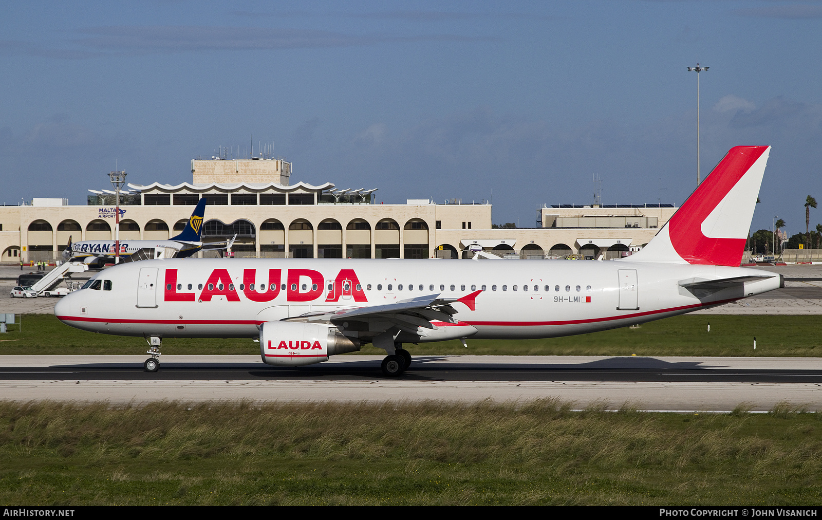 Aircraft Photo of 9H-LMI | Airbus A320-214 | Lauda Europe | AirHistory.net #419092