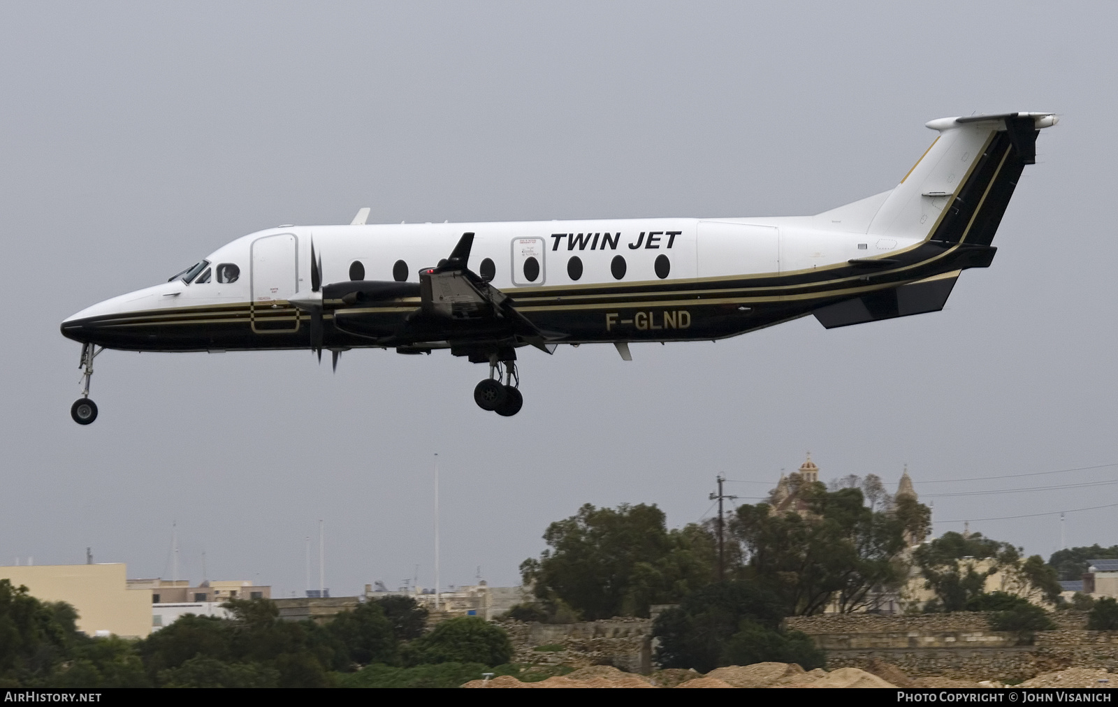 Aircraft Photo of F-GLND | Beech 1900D | Twin Jet | AirHistory.net #419098