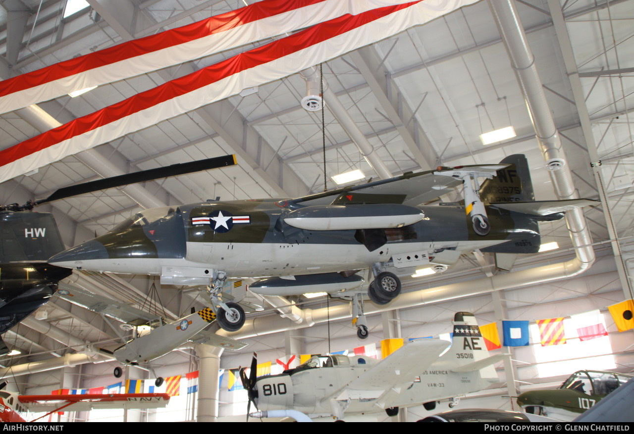 Aircraft Photo of 158975 | Hawker Siddeley AV-8C Harrier | USA - Marines | AirHistory.net #419167
