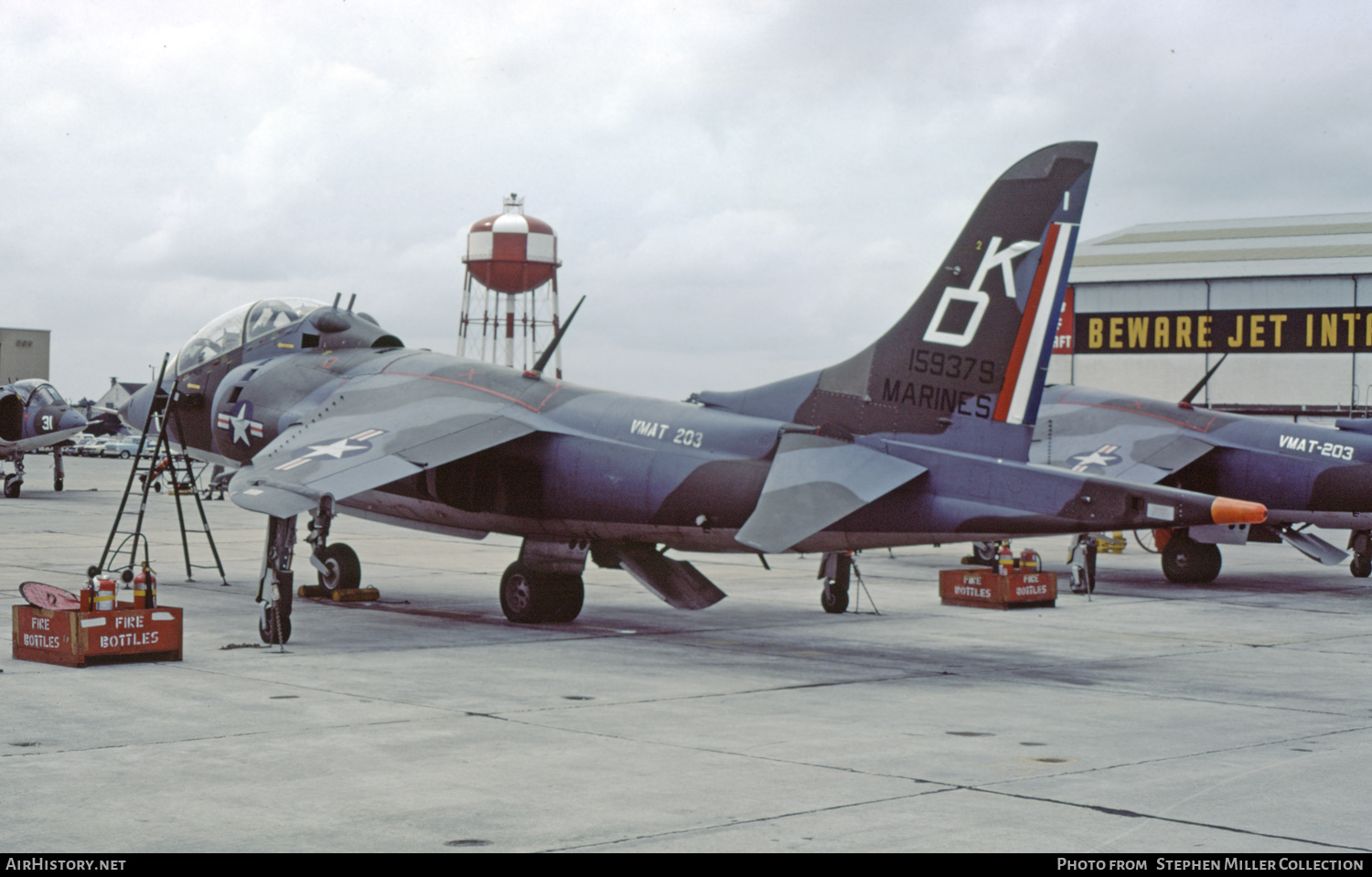 Aircraft Photo of 159379 | Hawker Siddeley TAV-8A Harrier | USA - Marines | AirHistory.net #419217