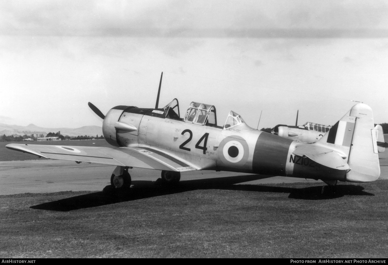 Aircraft Photo of NZ1024 | North American AT-6C Harvard IIA | New Zealand - Air Force | AirHistory.net #419221