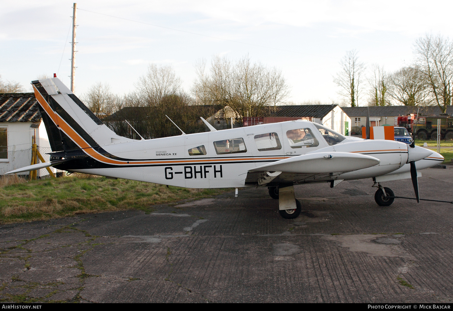 Aircraft Photo of G-BHFH | Piper PA-34-200T Seneca II | AirHistory.net #419229