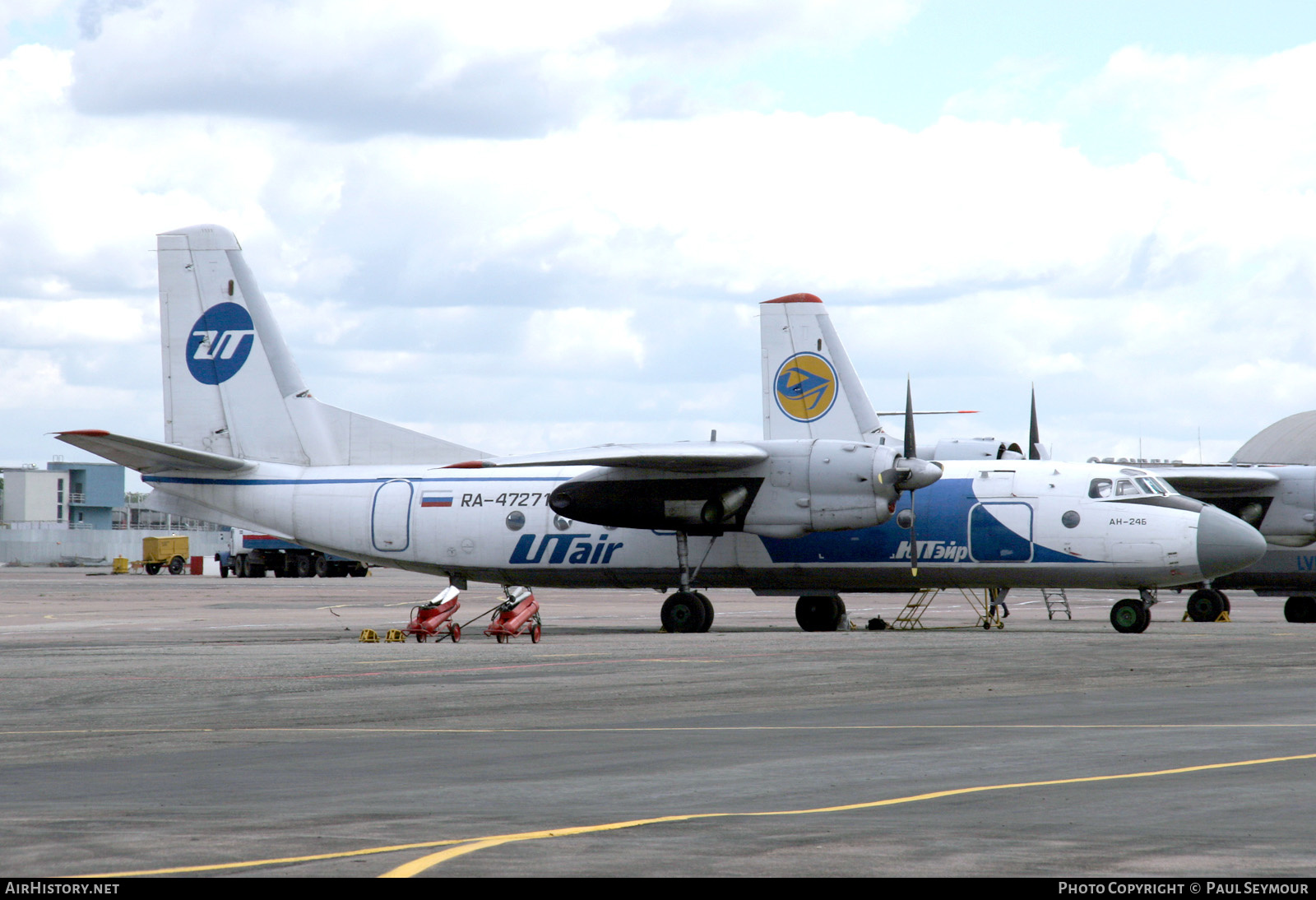 Aircraft Photo of RA-47271 | Antonov An-24B | UTair | AirHistory.net #419331