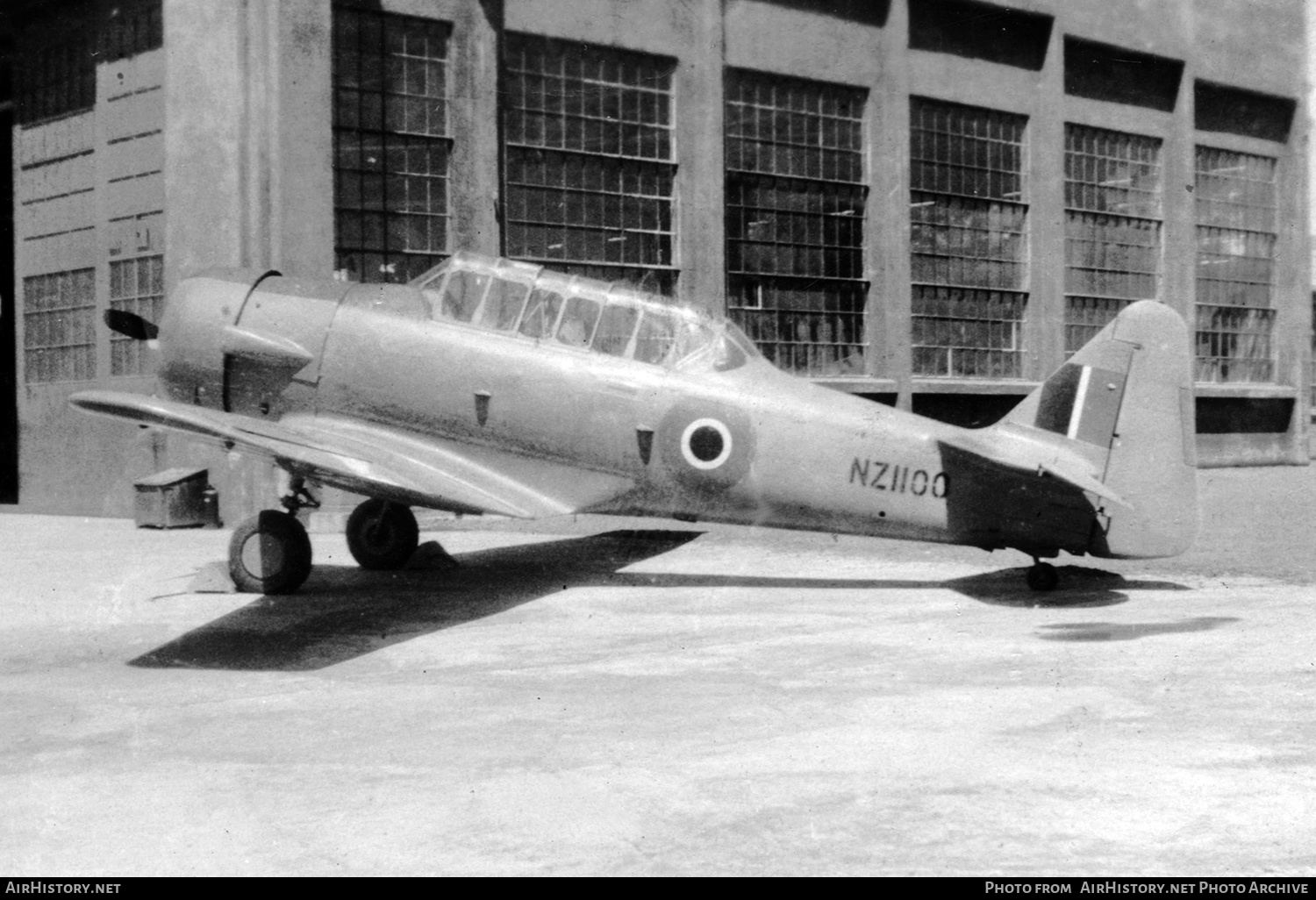Aircraft Photo of NZ1100 | North American AT-16 Harvard IIB | New Zealand - Air Force | AirHistory.net #419465