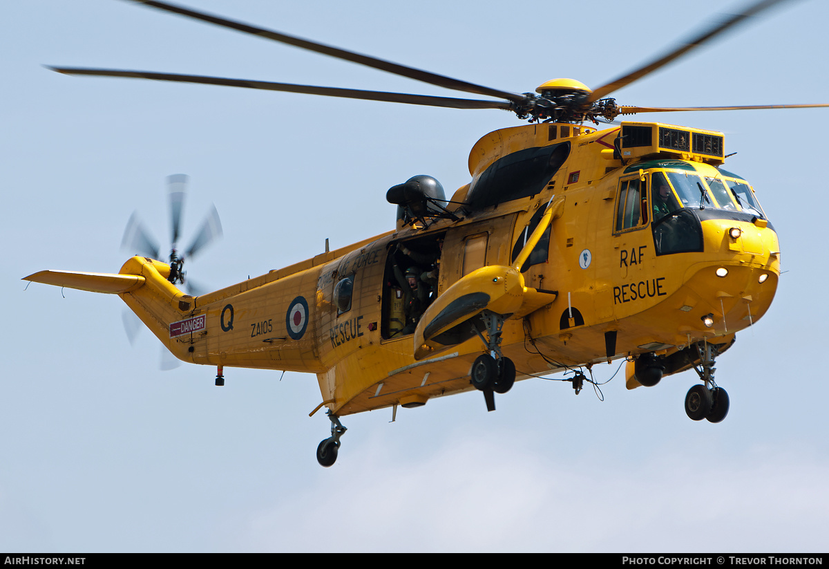 Aircraft Photo of ZA105 | Westland WS-61 Sea King HAR3 | UK - Air Force | AirHistory.net #419552