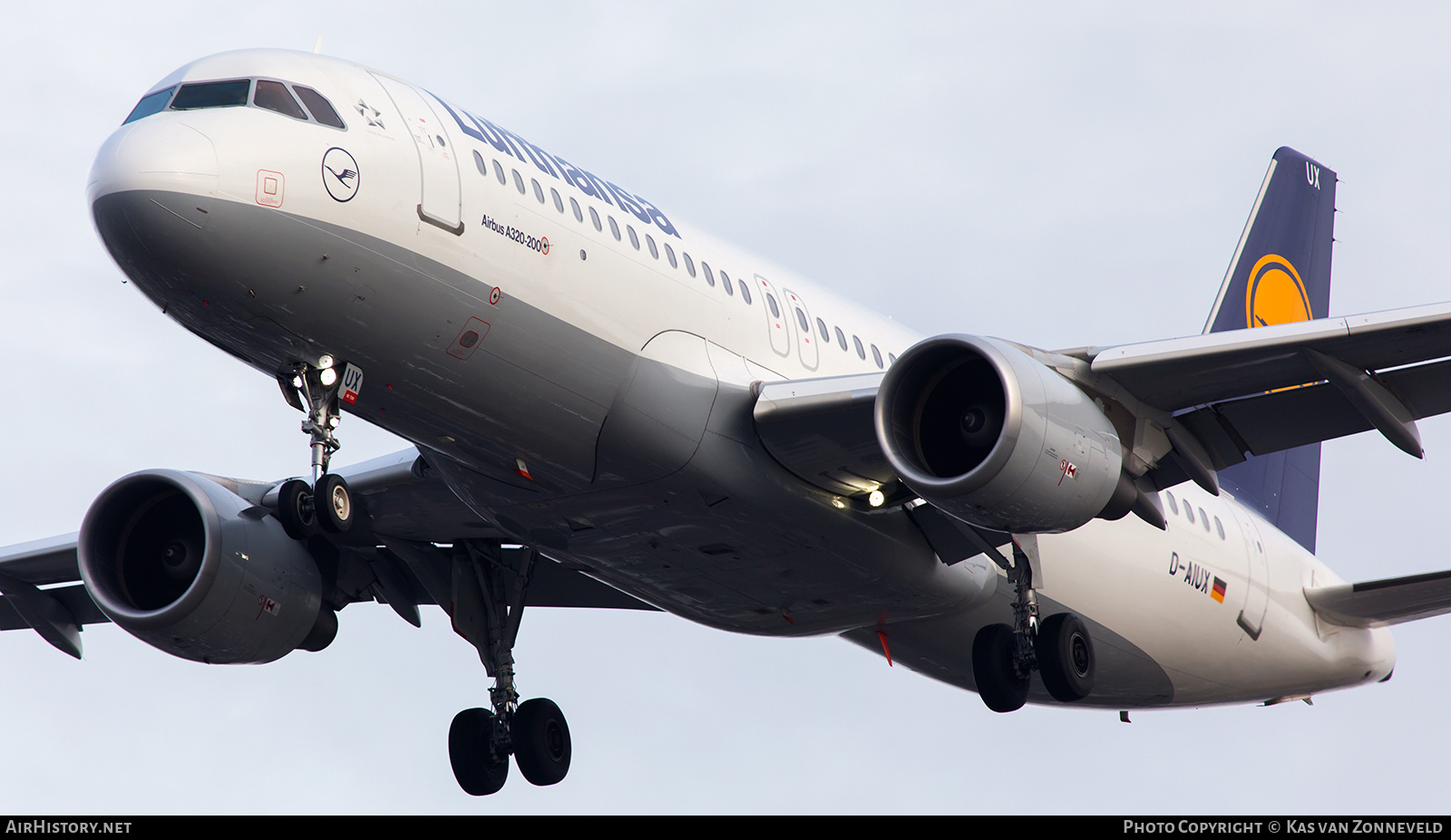 Aircraft Photo of D-AIUX | Airbus A320-214 | Lufthansa | AirHistory.net #419564