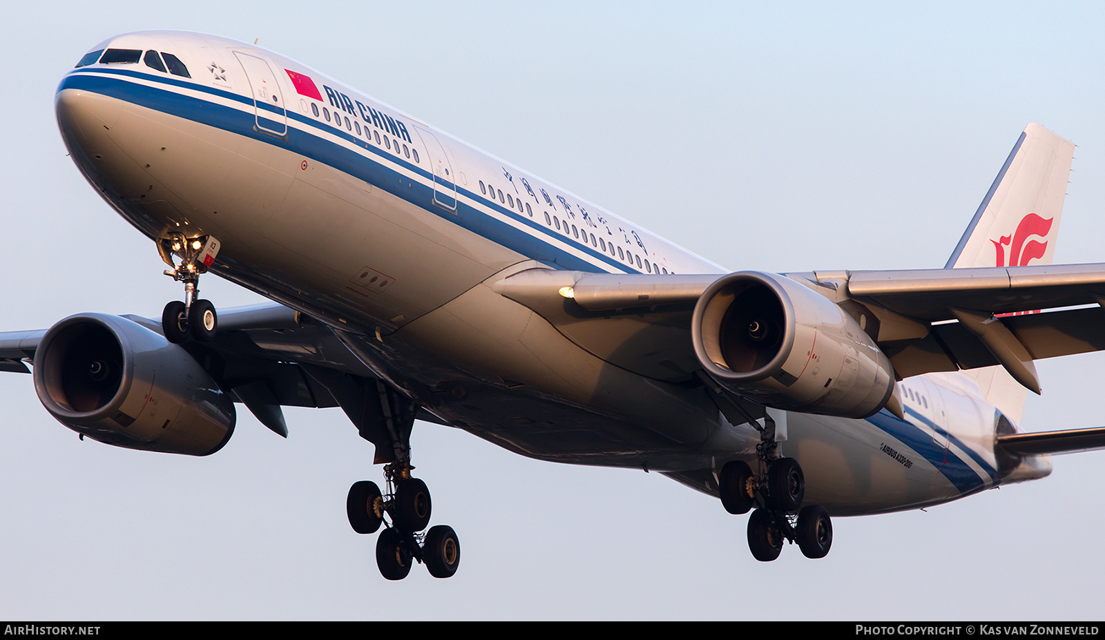 Aircraft Photo of B-6113 | Airbus A330-243 | Air China | AirHistory.net #419574