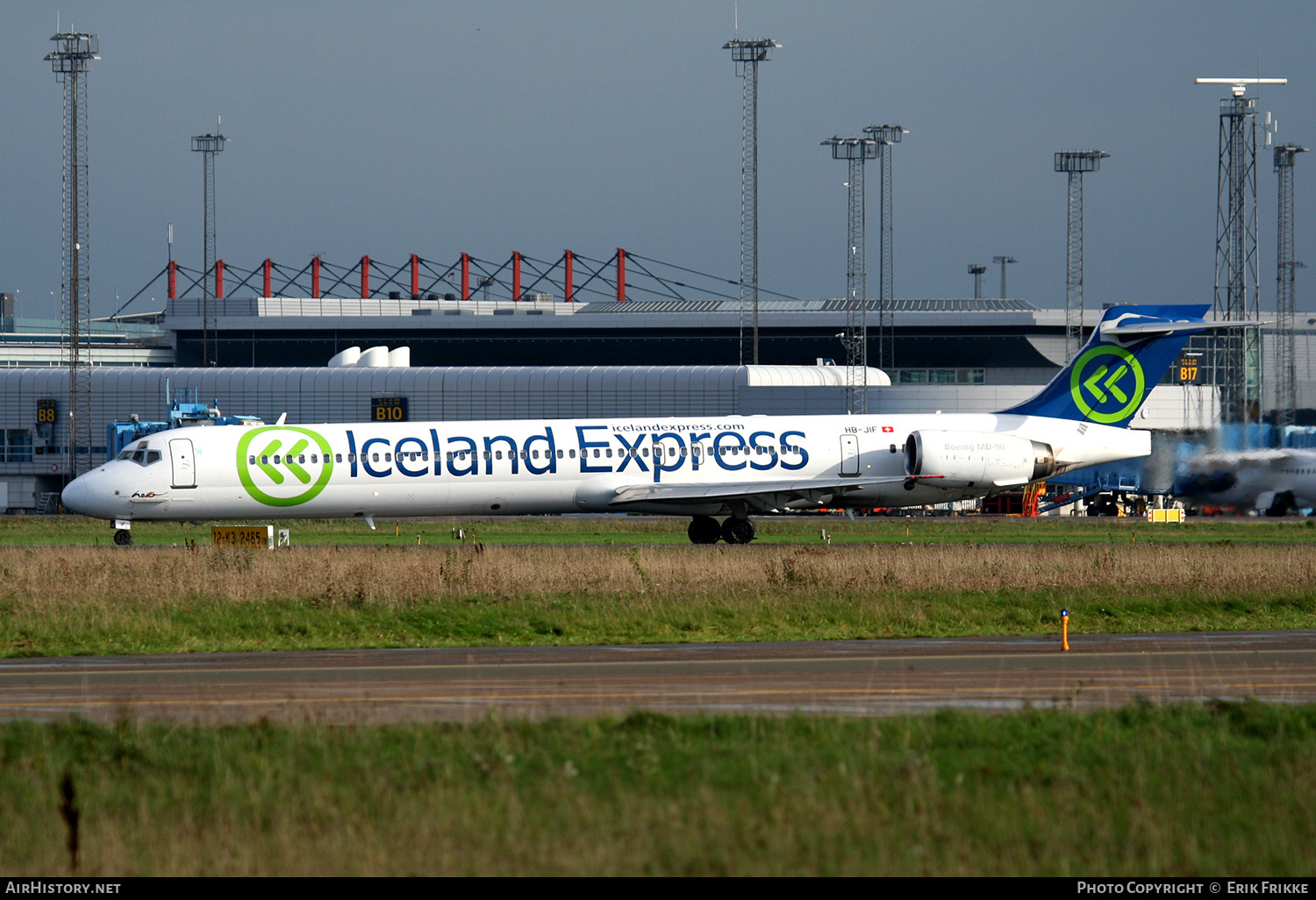 Aircraft Photo of HB-JIF | McDonnell Douglas MD-90-30 | Iceland Express | AirHistory.net #419627