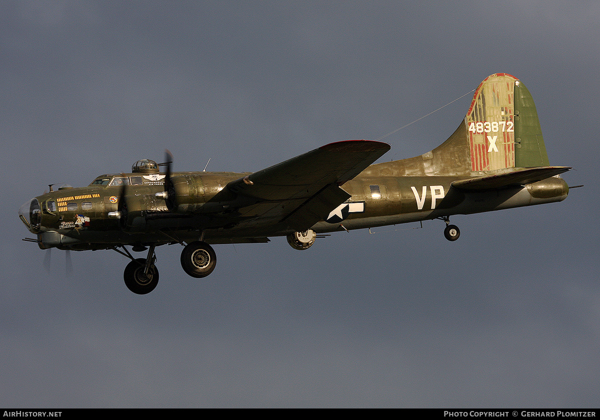Aircraft Photo of N7227C / 483872 | Boeing B-17G Flying Fortress | Commemorative Air Force | USA - Air Force | AirHistory.net #419655