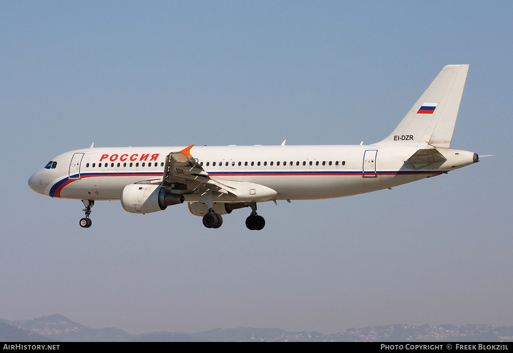 Aircraft Photo of EI-DZR | Airbus A320-212 | Rossiya - Russian Airlines | AirHistory.net #419769
