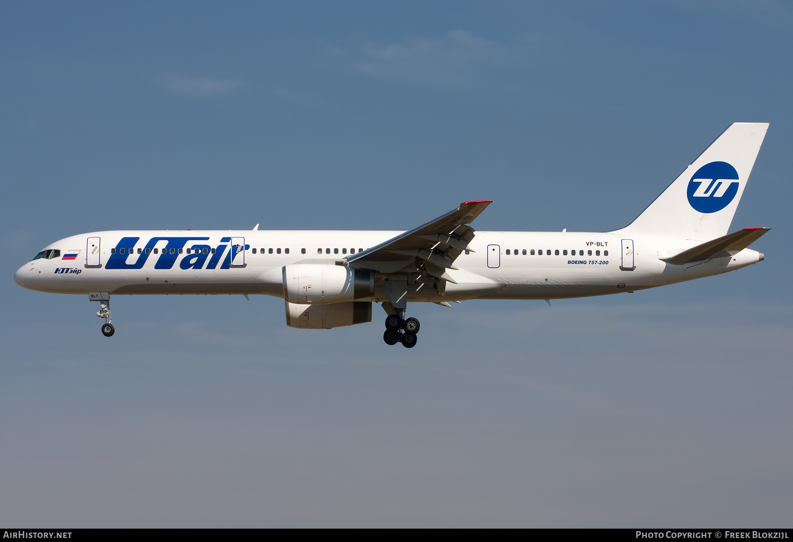 Aircraft Photo of VP-BLT | Boeing 757-28A | UTair | AirHistory.net #419788